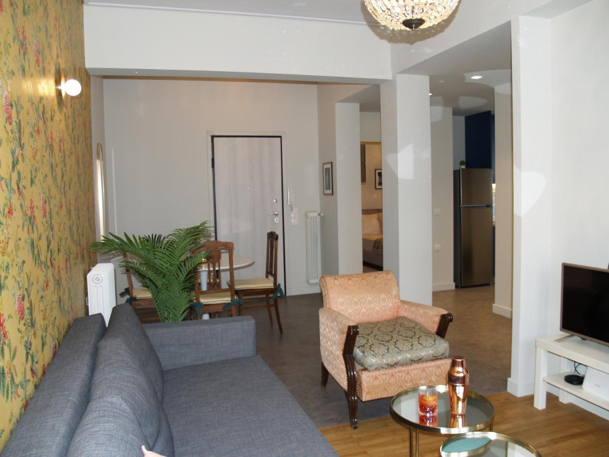 Mrs Holiday Apartment Атина Екстериор снимка