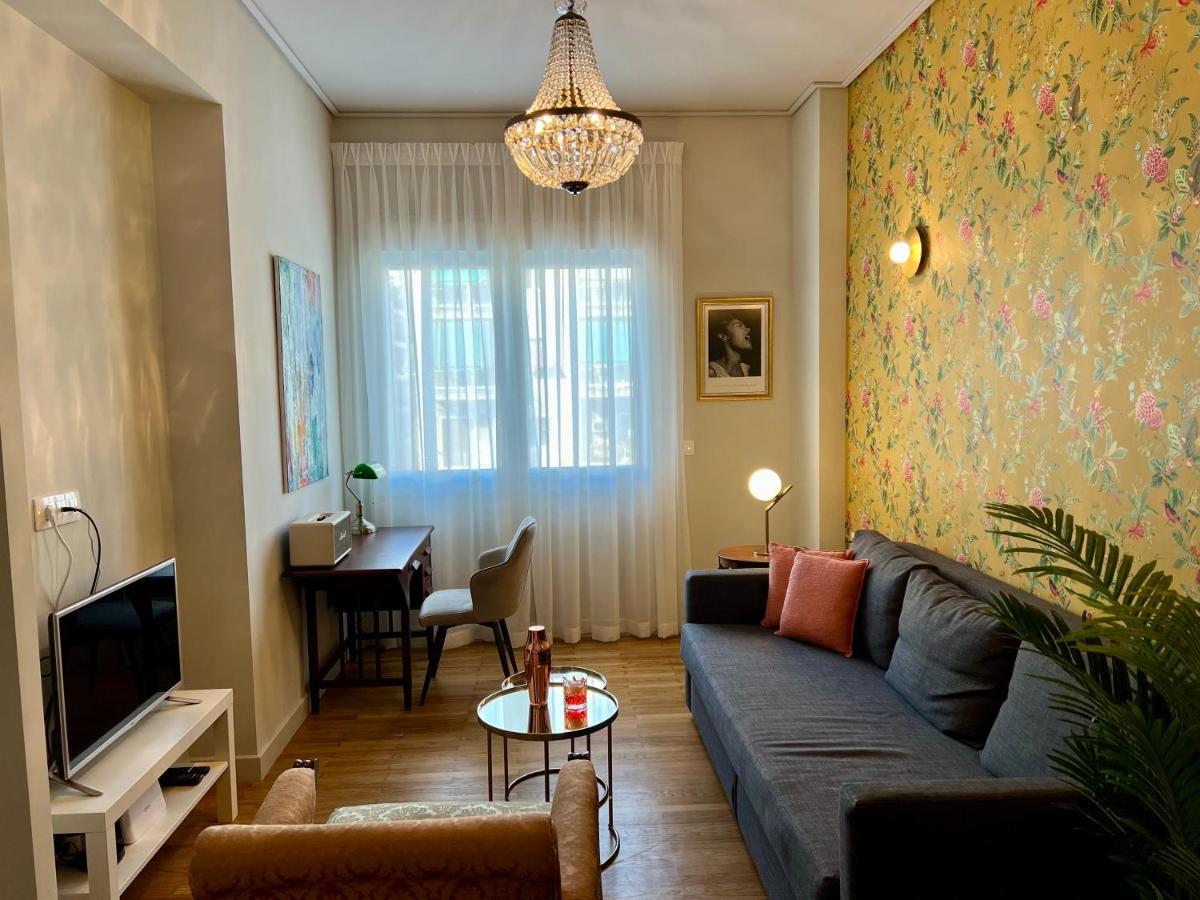 Mrs Holiday Apartment Атина Екстериор снимка
