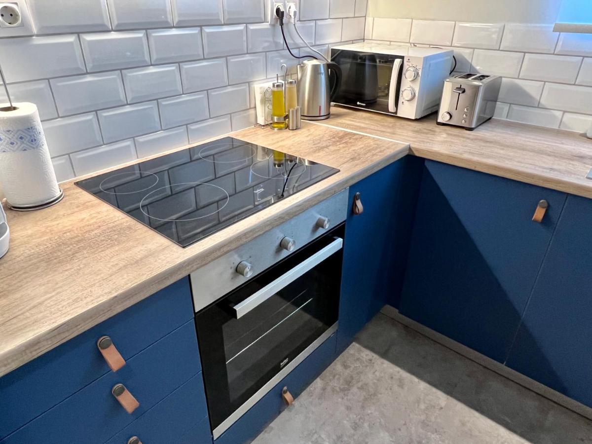 Mrs Holiday Apartment Атина Екстериор снимка
