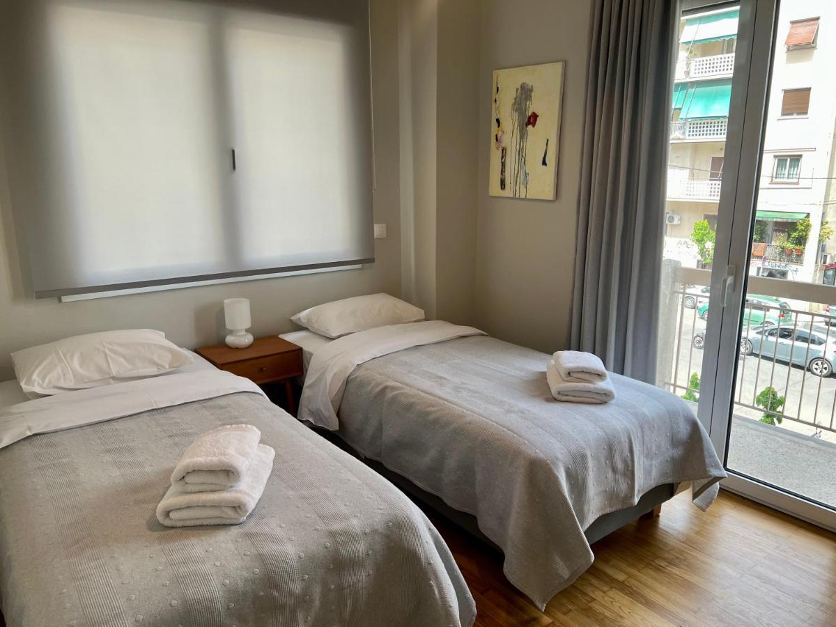 Mrs Holiday Apartment Атина Екстериор снимка